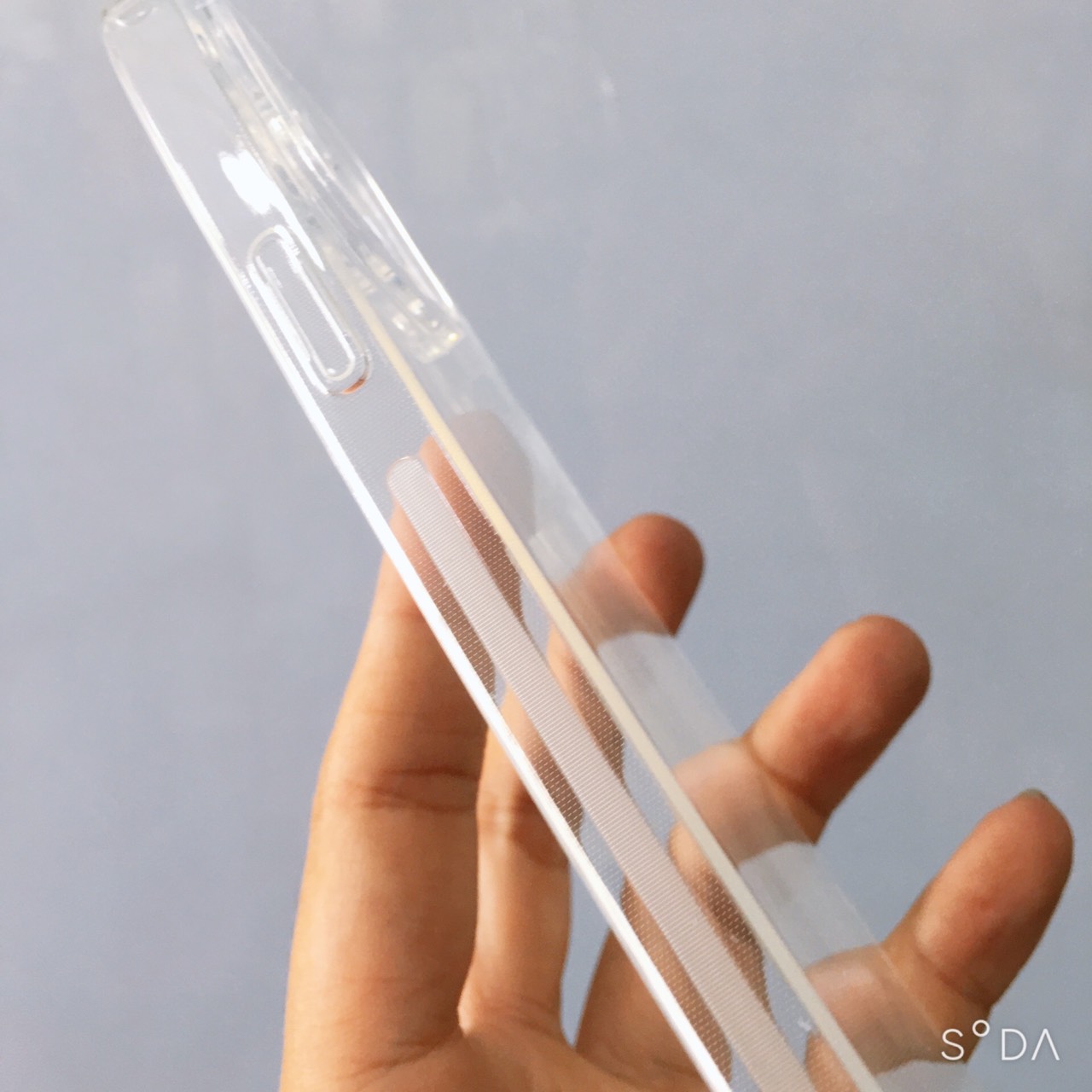 Ốp lưng trong suốt bảo vệ camera dành cho iPhone 14, 14 Pro,14 Max,14 Pro Max chính hãng KST