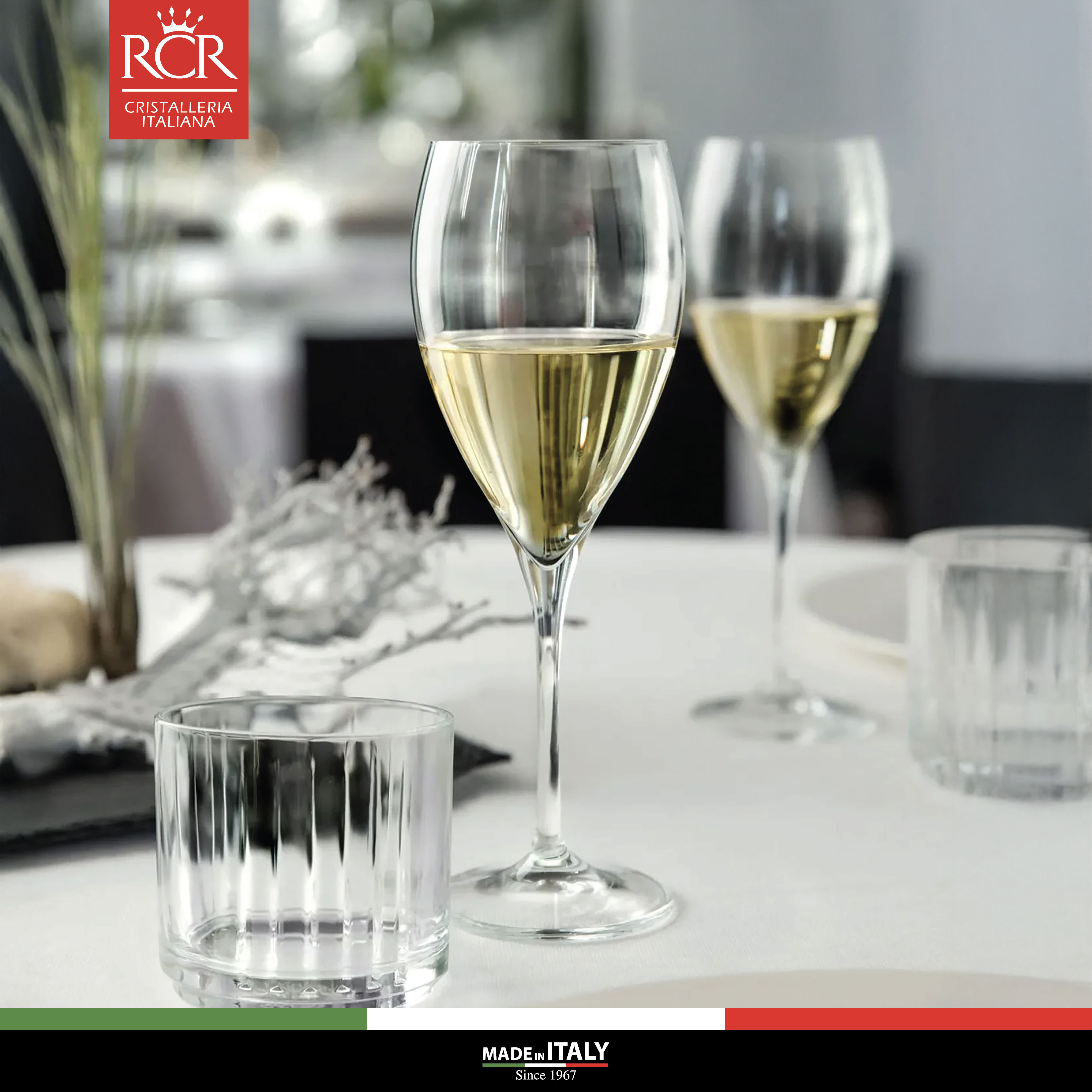 Ly Uống Rượu Vang Thuỷ Tinh Pha Lê Không Chì Ý RCR Crystal Invino 450 ml - Invino Goblet 330 ml