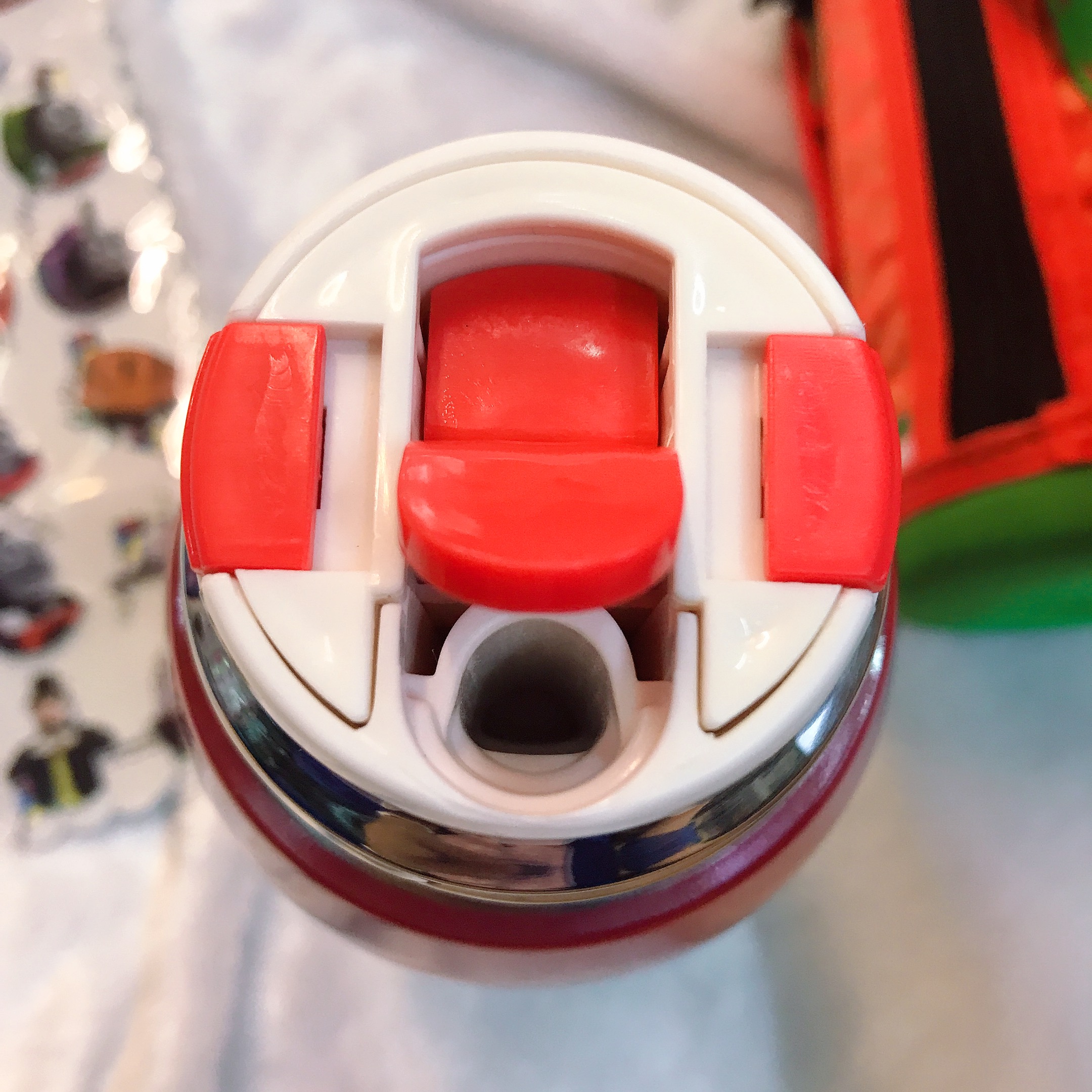 Bình nước giữ nhiệt tặng kèm túi giữ nhiệt hình xe lửa Thomas màu đỏ cho trẻ em, bé trai  - TM4278