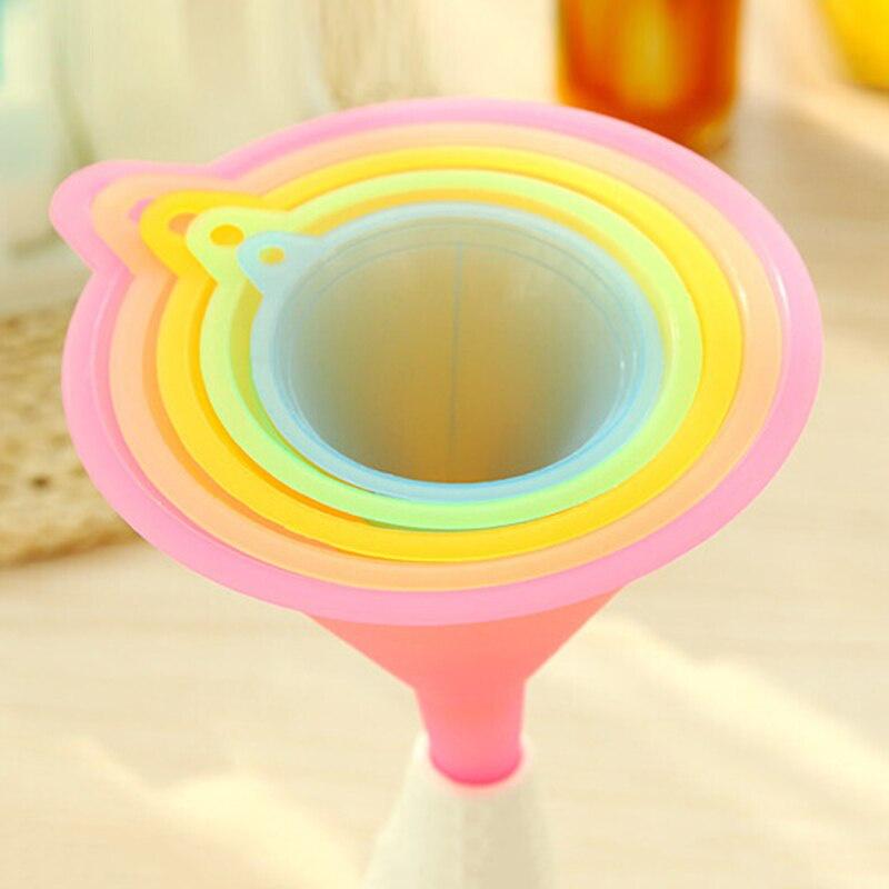 5 PCS Funnel Small Medium Large Variety Liquid Colorful Plastic Oil Funnel Liquid Dispenser Set Large Variety Kit Kitchen Tools