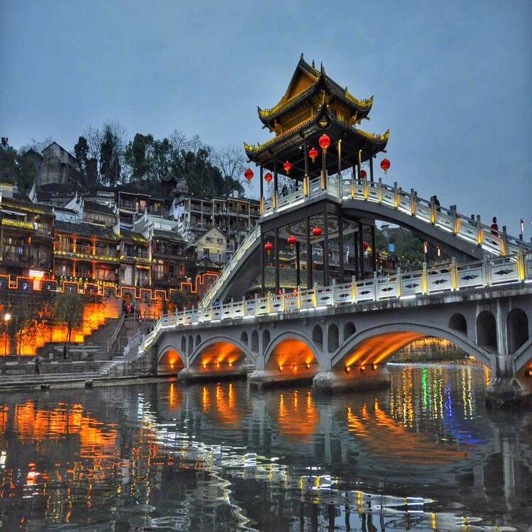 Trung Quốc: Trương Gia Giới, Phượng Hoàng Cổ Trấn, Thiên Môn Sơn, Viên Gia Giới