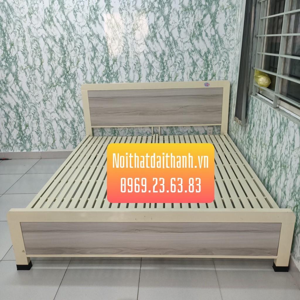 Giường sắt hiện đại kiểu mới ghép gỗ 1m4x2m Đại Thành