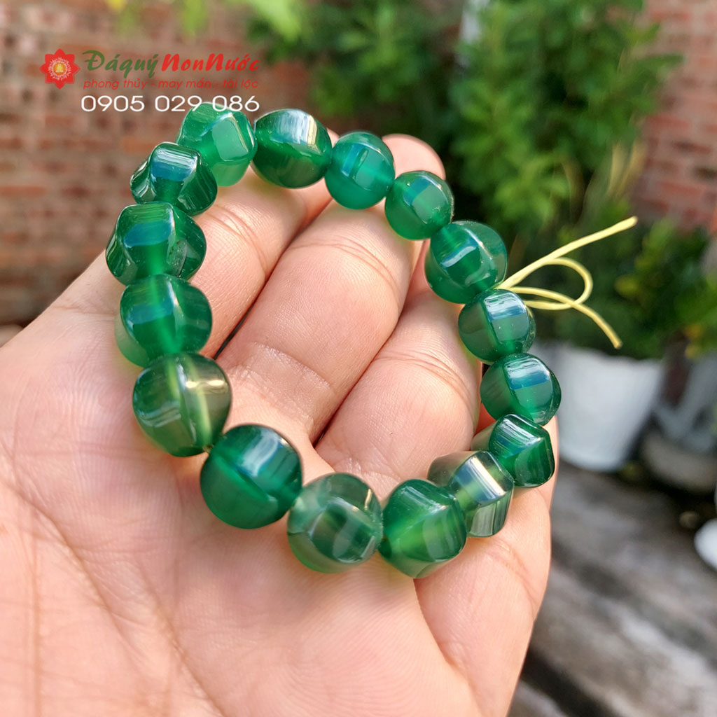 Vòng tay phong thủy đá mã não lục giác