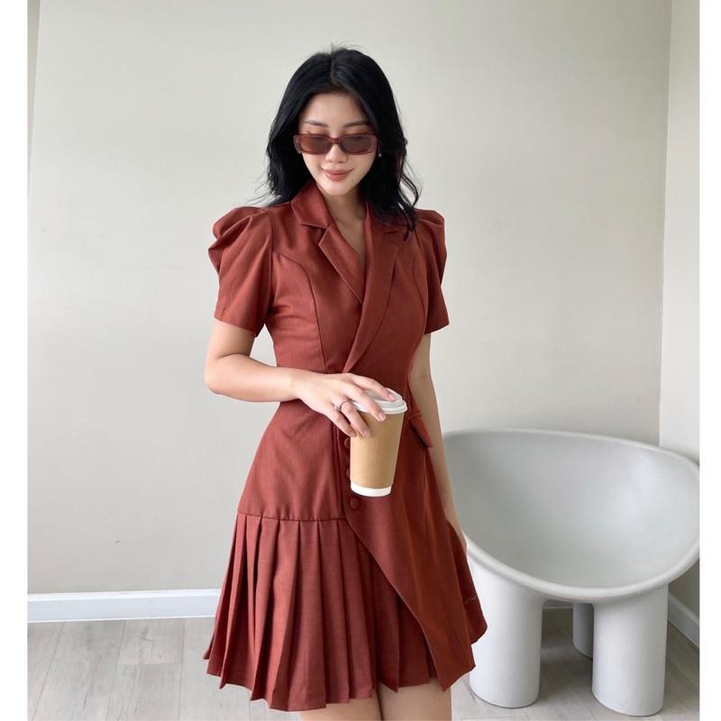 MINA DRESS Đầm vest xếp li nút bọc