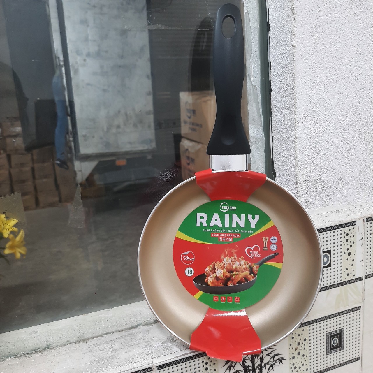 Chảo chống dính RAINY -RNS 30 cm high class - Hàng Chính Hãng