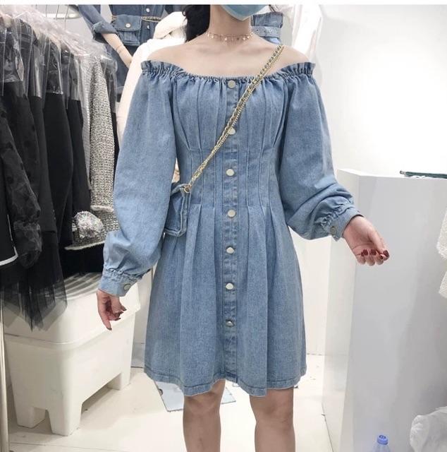 Váy bò trễ vai dài tay