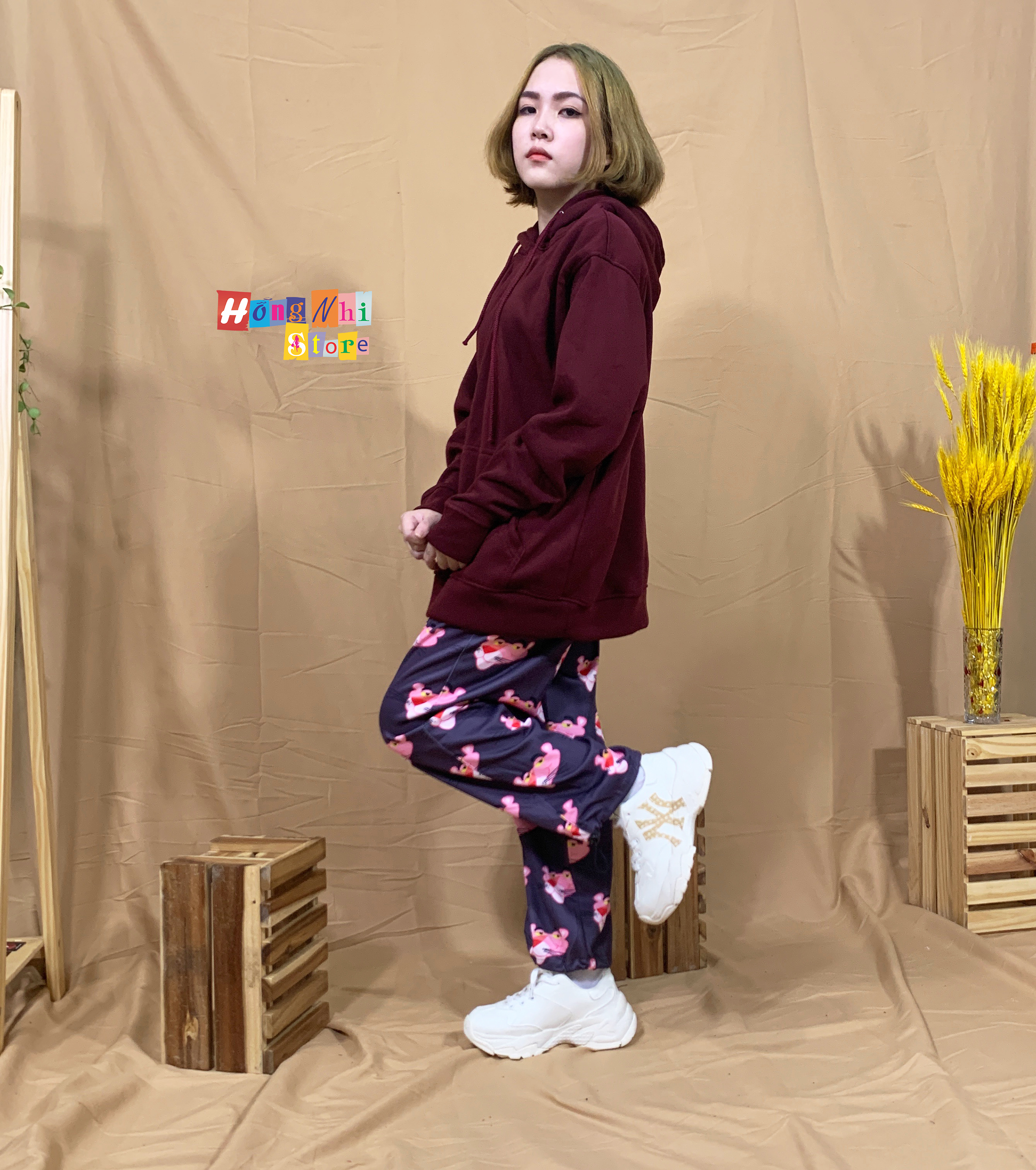 Quần Hoạt Hình Dài Dây Rút Lai Báo Hồng Cartoon Pant Oversize Ulzzang Unisex - MM