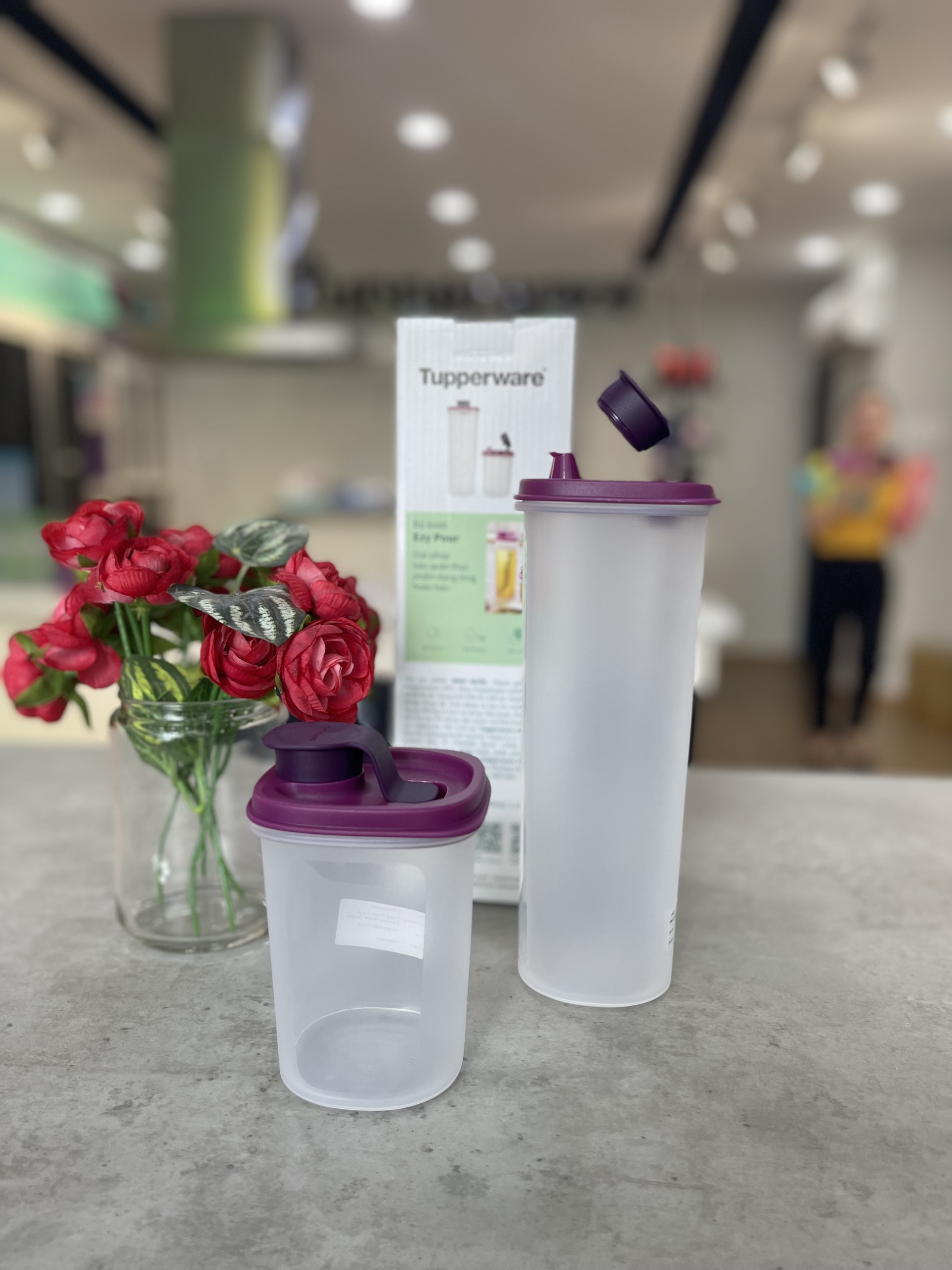 Bộ Bình Đựng Dầu Tupperware Ezy Pour 930ml Và 430ml