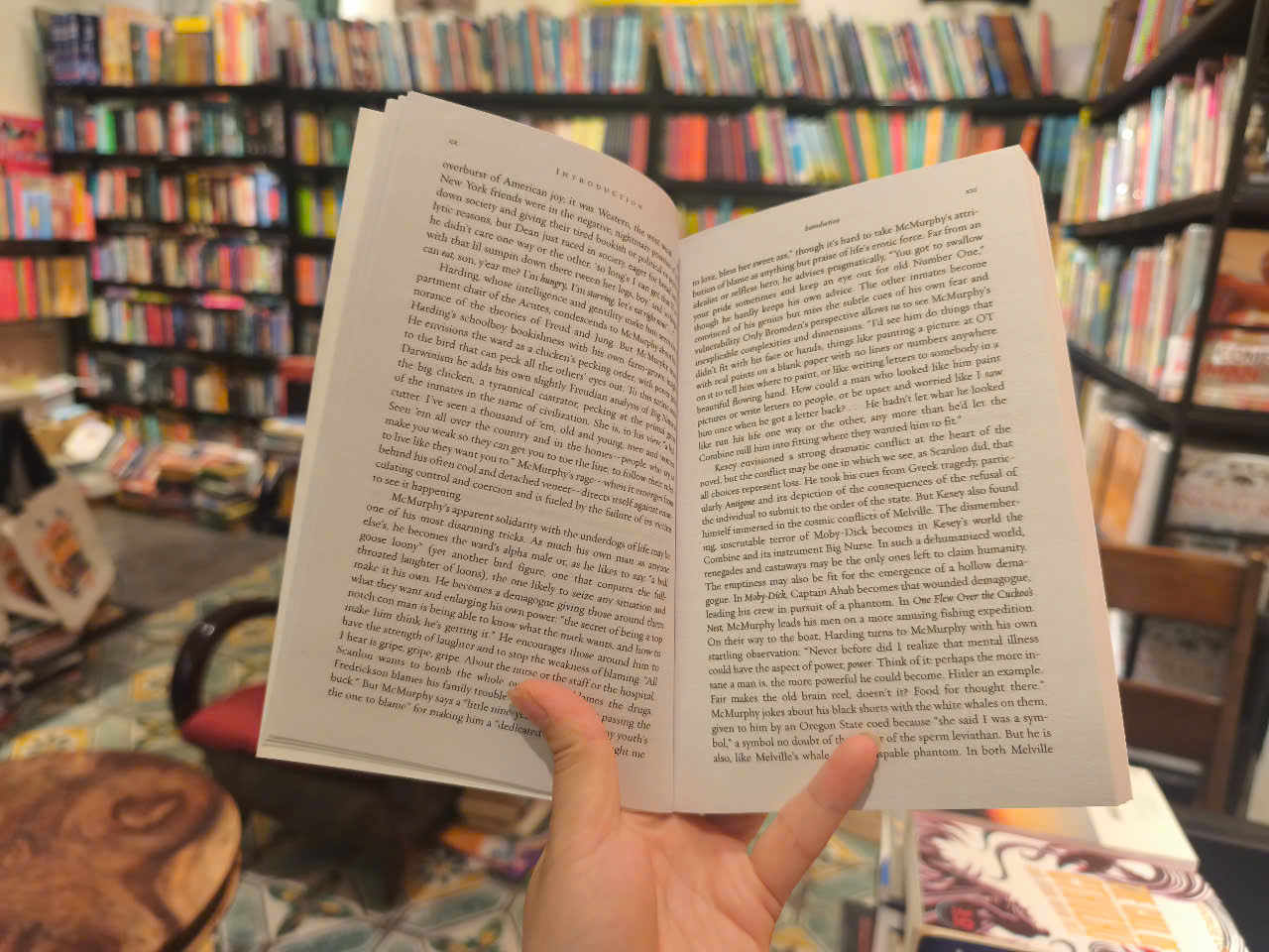 Sách - One Flew Over the Cuckoo's Nest by Ken Kesey: A cult novel, A Penguin Modern Classics series