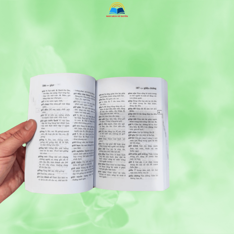 Sách - Từ Điển Tiếng Việt 50.000 Từ Tham Khảo Cơ Bản Cho Học Sinh, Sinh Viên