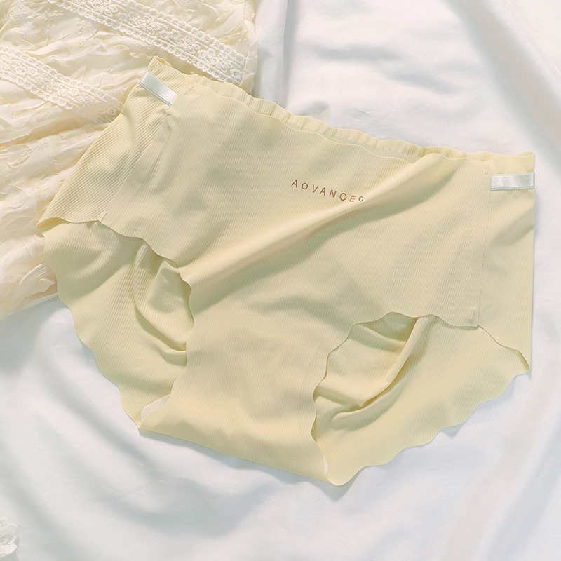 Bộ 5 Quần lót nữ vải cotton gân tăm co giãn, thoáng mát, không viền không đường may chống lộ cao cấp - M &lt;50Kg