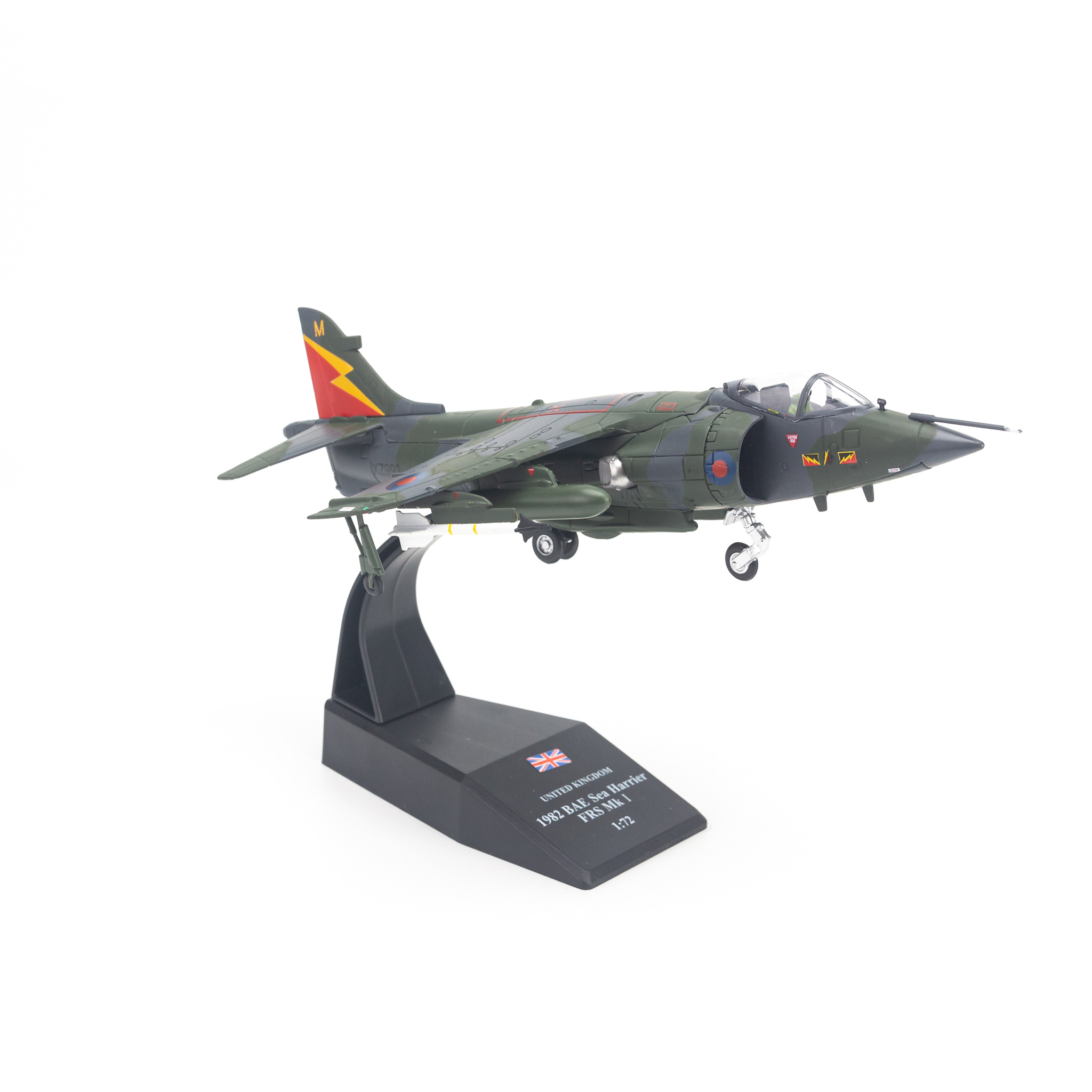 Mô hình máy bay chiến đấu BAE Sea Harrier FRS Mk I 1982 1:72