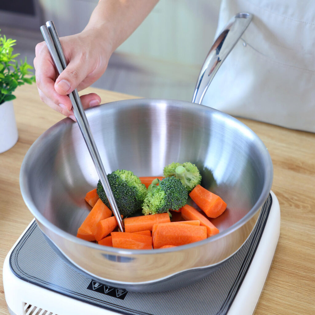 Chảo Inox Sâu Lòng Nanomax Seka 24cm SK-9024 28cm SK-9028 Kèm Vung Kính - 3 Lớp Toàn Diện - Dùng Mọi Loại Bếp - Hàng Chính Hãng