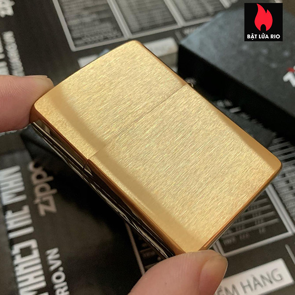 Bật Lửa Vỏ Zippo Brushed Brass Chính Hãng - Không Kèm Ruột Zippo