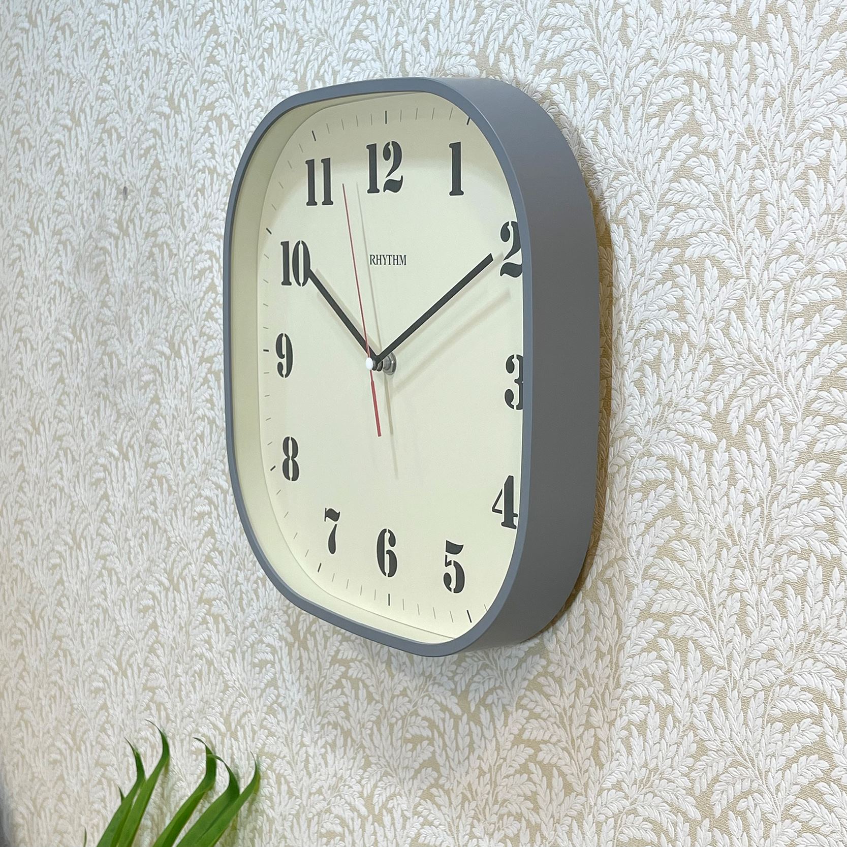 Đồng hồ Rhythm CMG632NR08 – Kt 29.8 x 29.8 x 5.0cm, 788g. Vỏ nhựa. Dùng Pin.