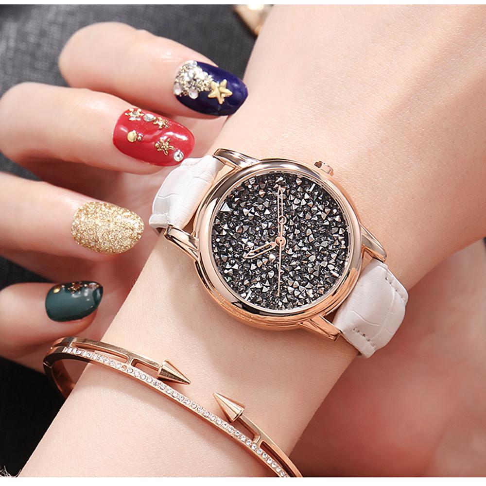 Bàn phím có dây DSK100 104 phím chơi game văn phòng Bàn phím tiện dụng với tay cơ màu đỏ Đèn nền màu hồng