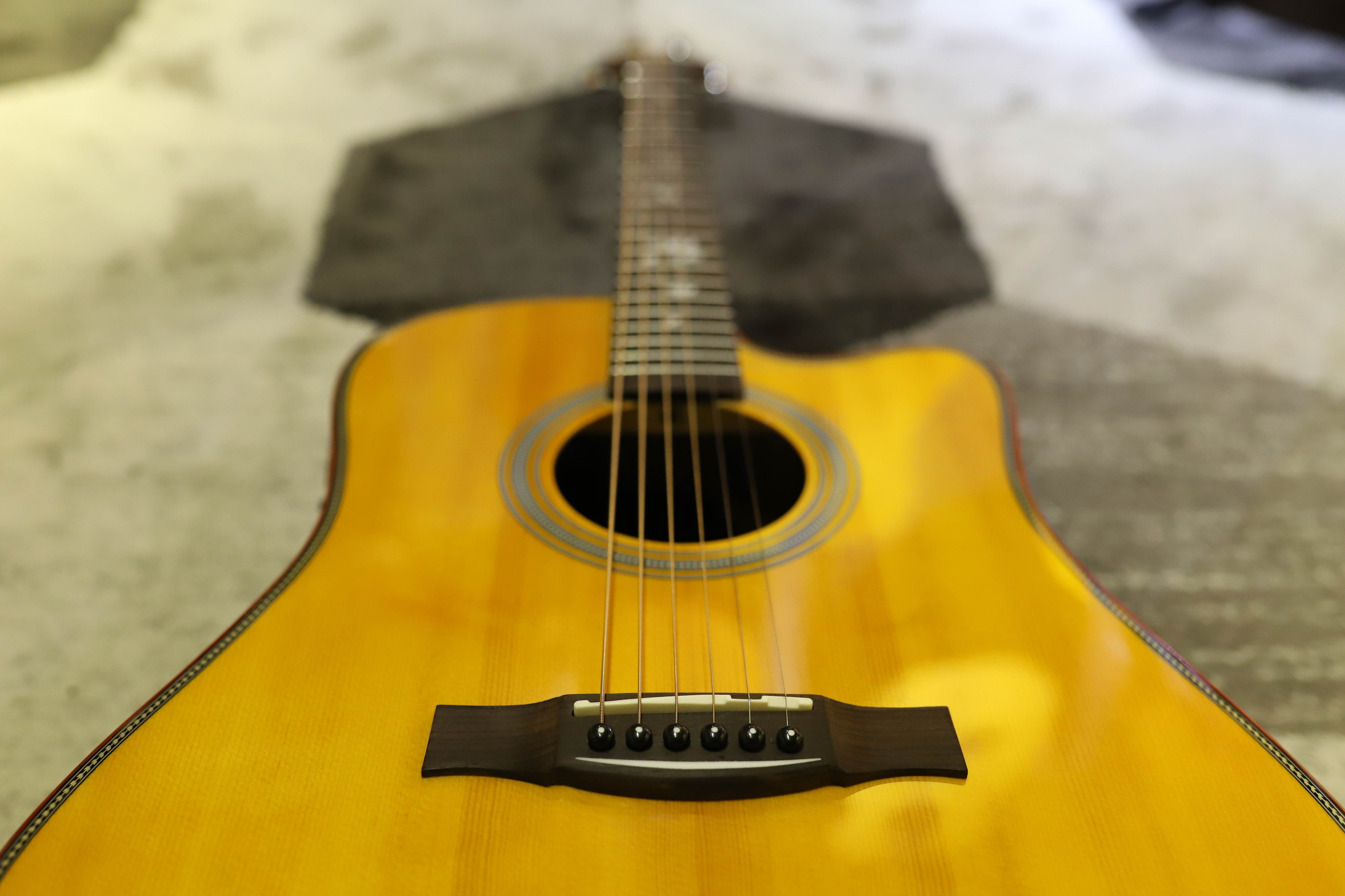 Đàn Guitar Acoustic TAKAHAMA ATK210CE-YN