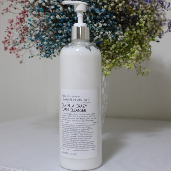 Sửa rửa mặt dịu nhẹ cho da nhạy cảm Graymelin Vintage Centella Crazy Foam Cleanser - 500ml