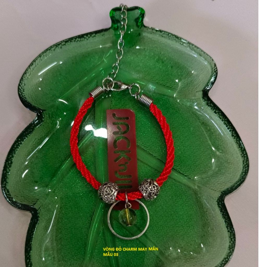 Vòng dây đỏ mix Charm kiểu may mắn