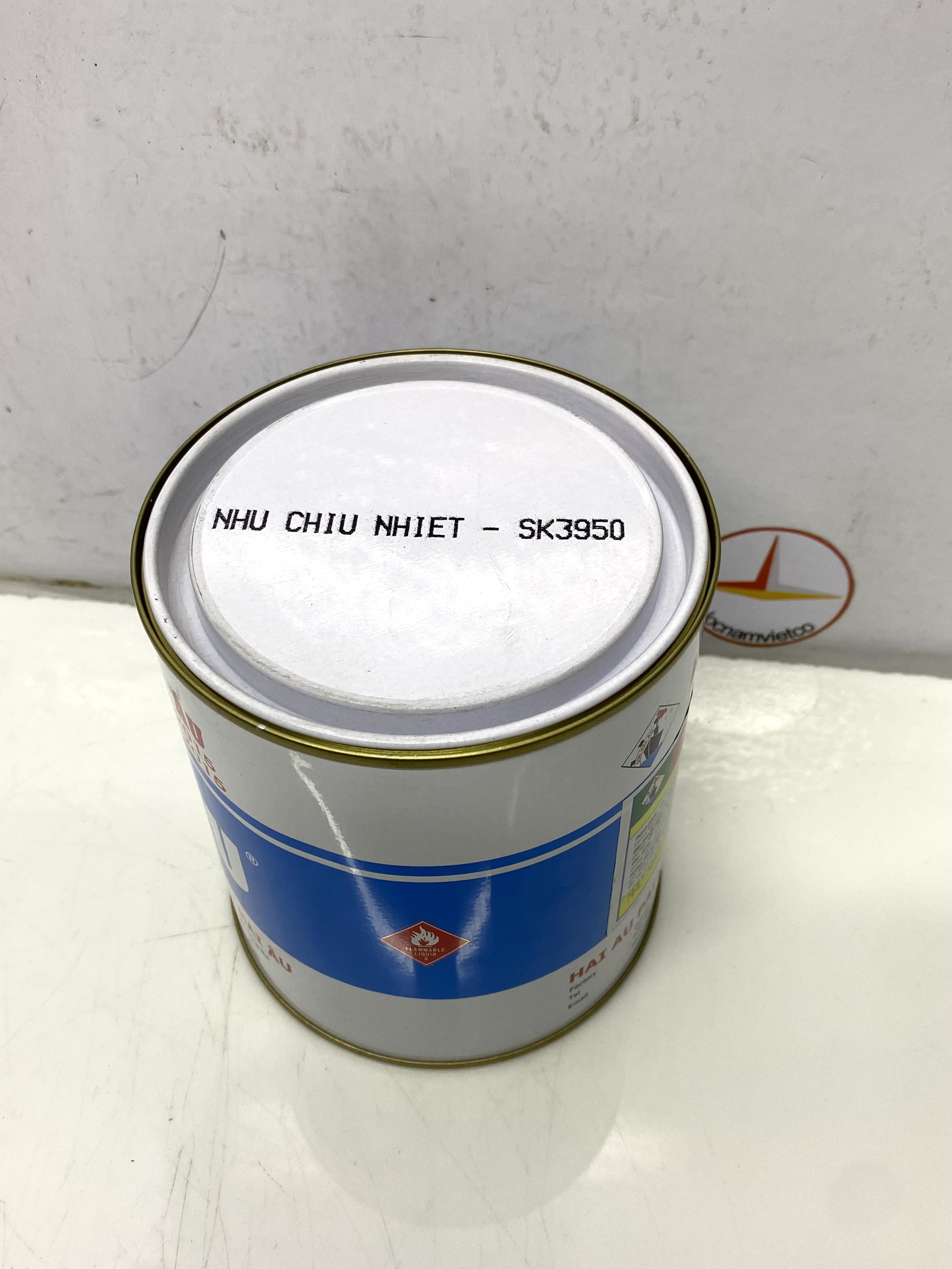 Sơn chịu nhiệt 300 độ màu bạc SK3 950 Hải Âu 1L