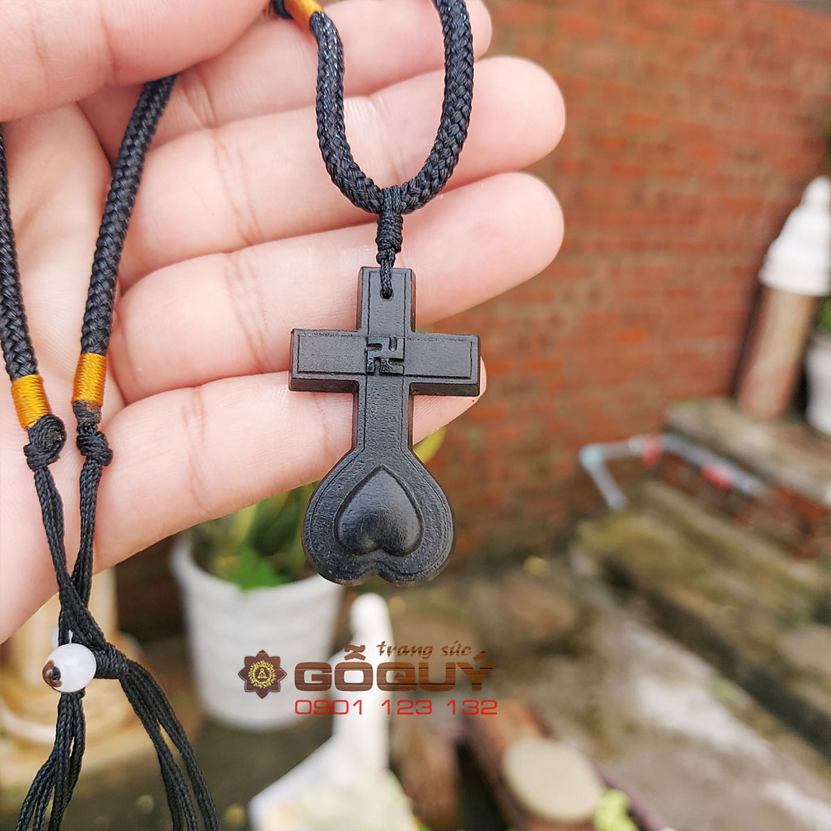 Thánh hiệu thiên tâm đạo gỗ mun tặng kèm dây vải