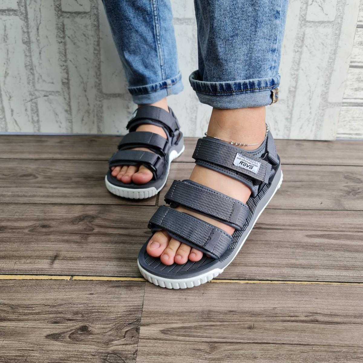 Sandal nữ 3 quai ngang hiệu Rova RV183