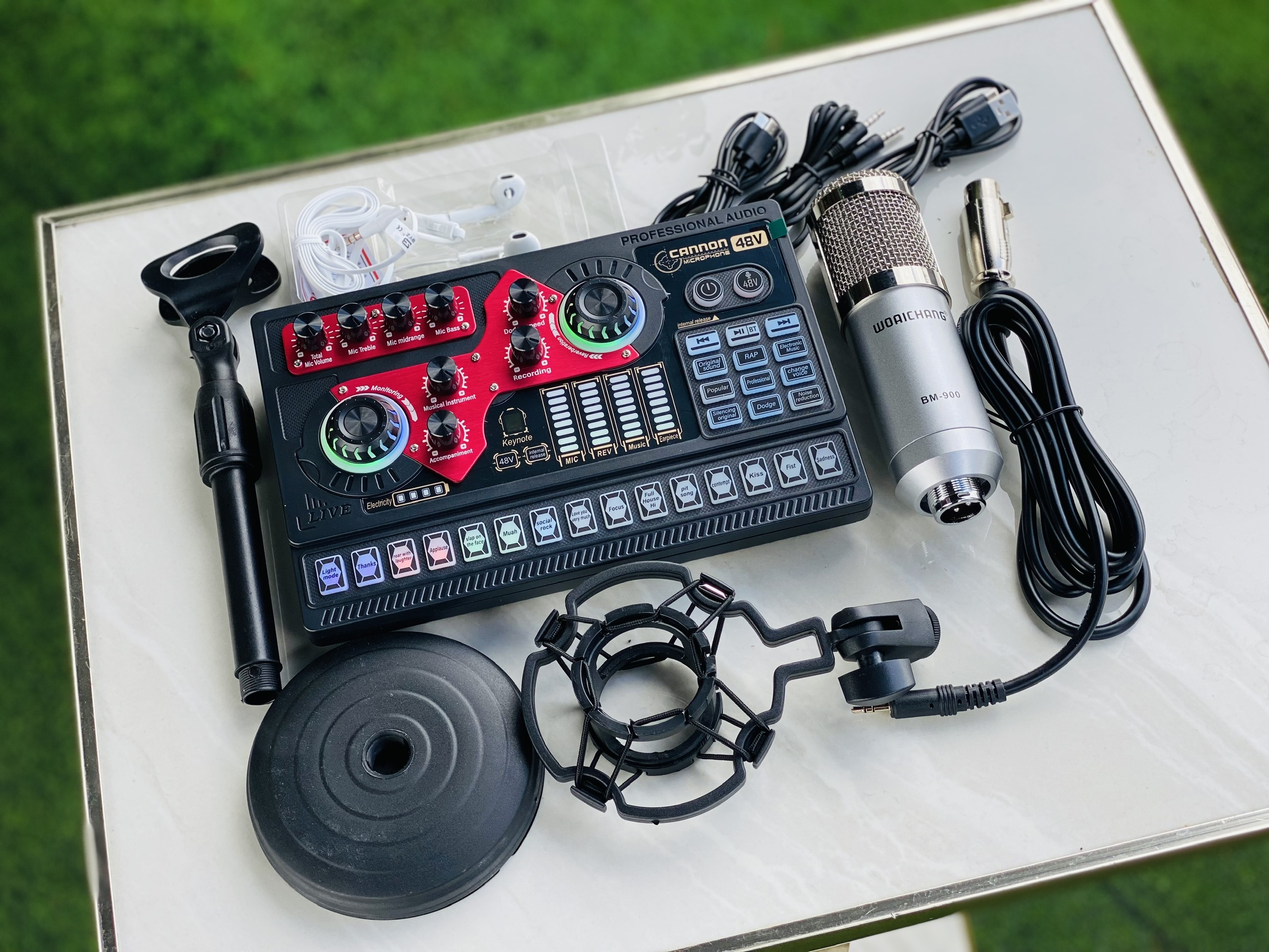Combo Sound Card X5 Autotune Và Micro Thu Âm BM900 là bộ thu, Livestream Chuyên nghiệp Giá Rẻ Dễ Dùng hàng nhập khẩu