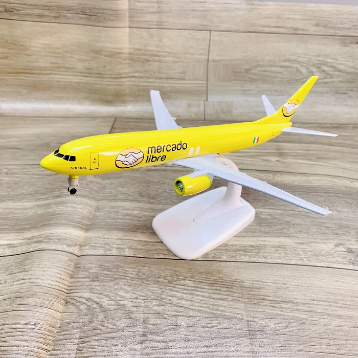 Mô hình máy bay tĩnh Mercado Libre B777 20cm có bánh xe