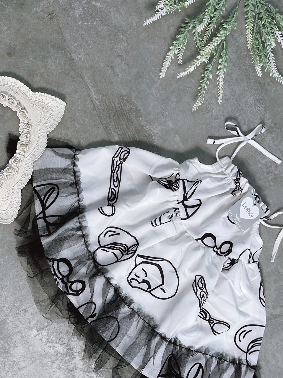 Váy yếm lụa đuôi cá tutu Lennco