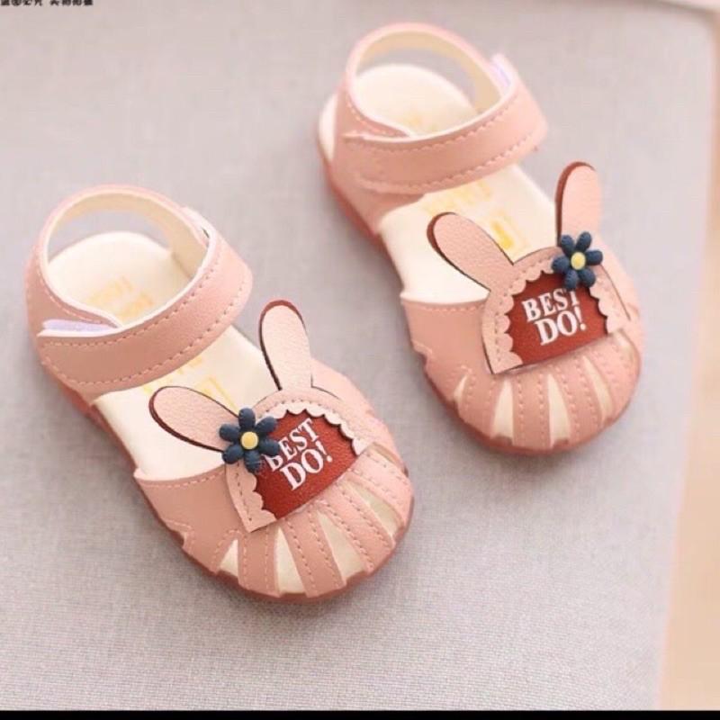 Dép sadan tập đi tai thỏ cho bé gái