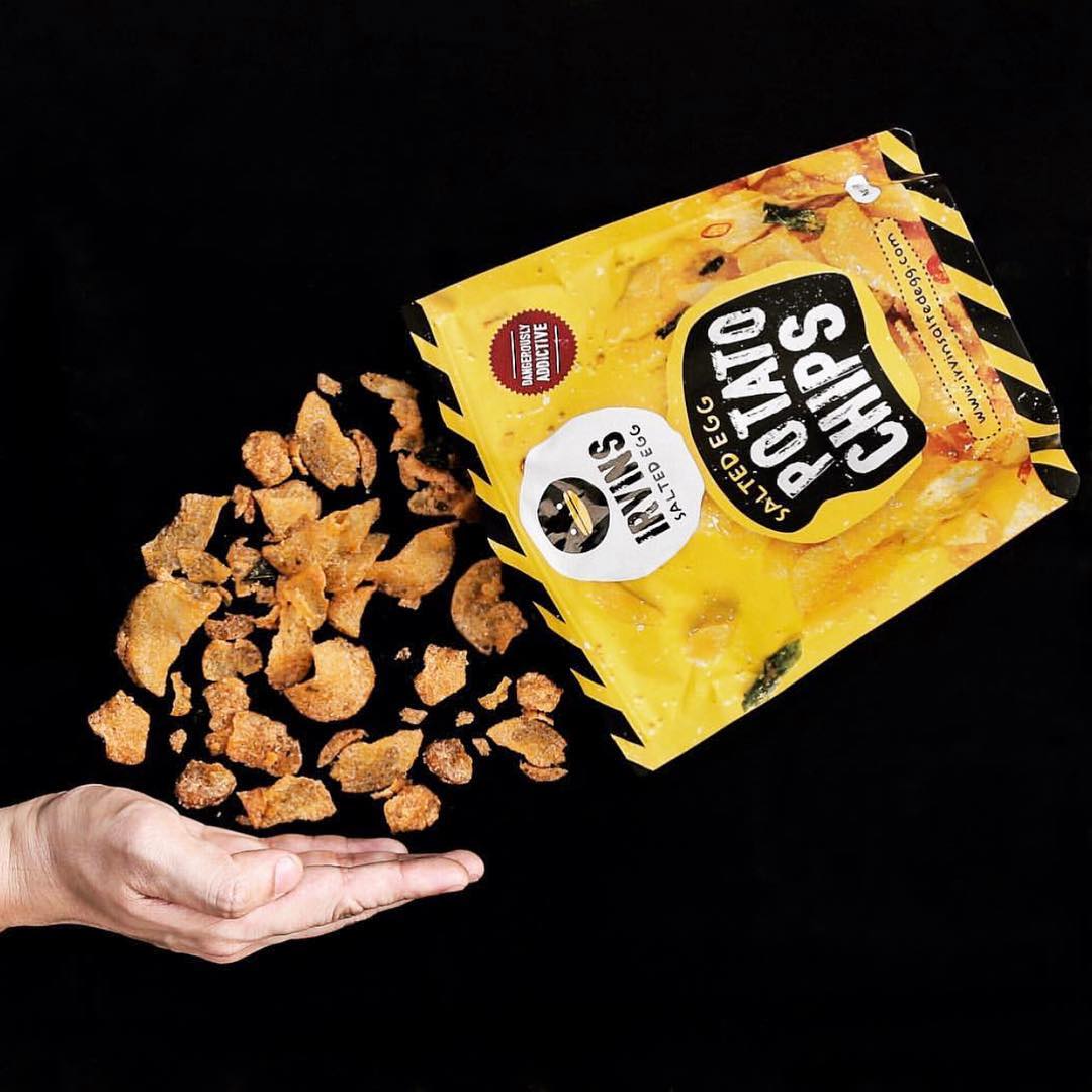 Khoai tây trứng muối 105g IRVINS - Small IRVINS Salted Egg Potato Chips