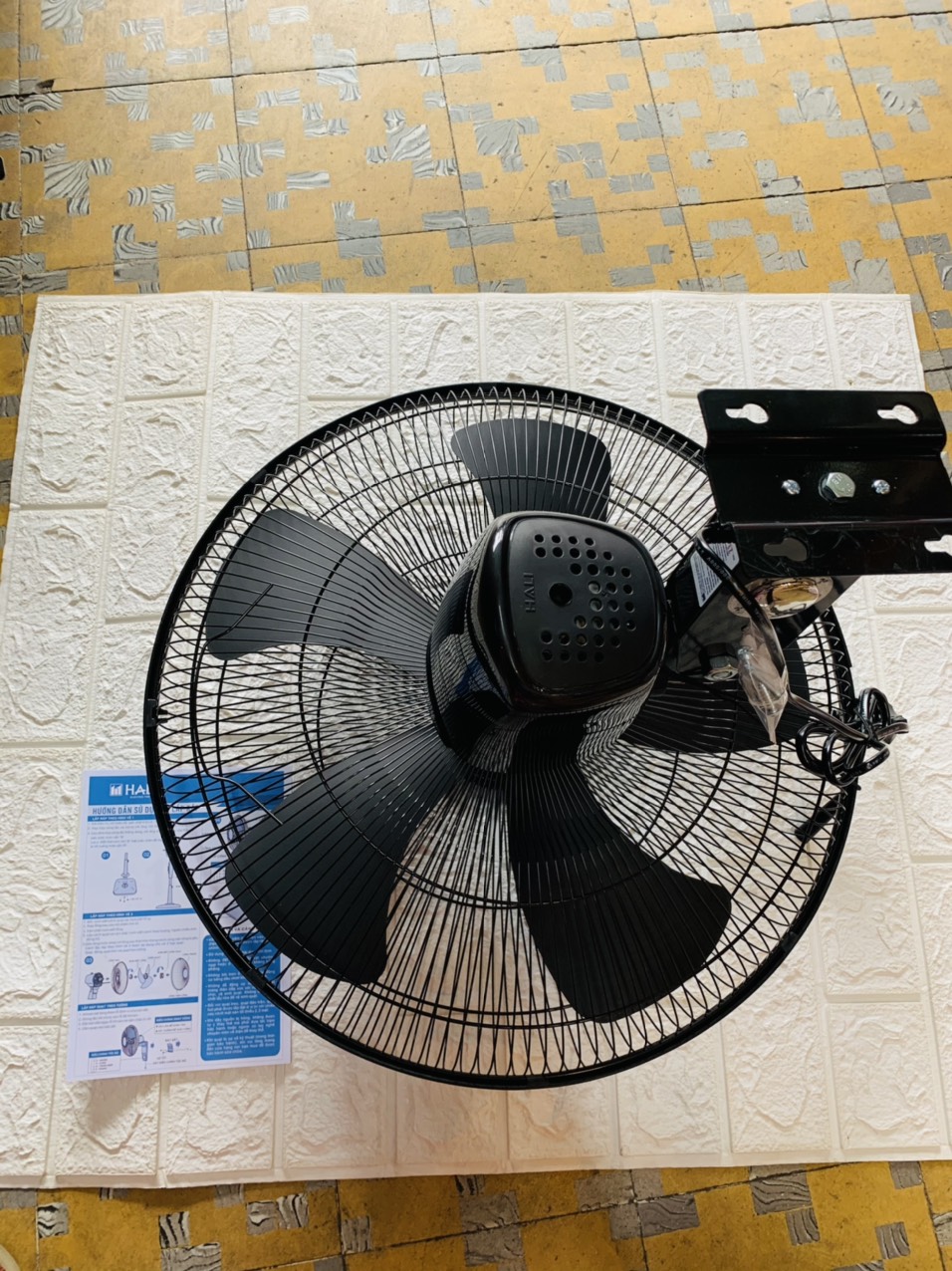 Quạt treo tường Hali công nghiệp TC197 Hàng Chính Hãng