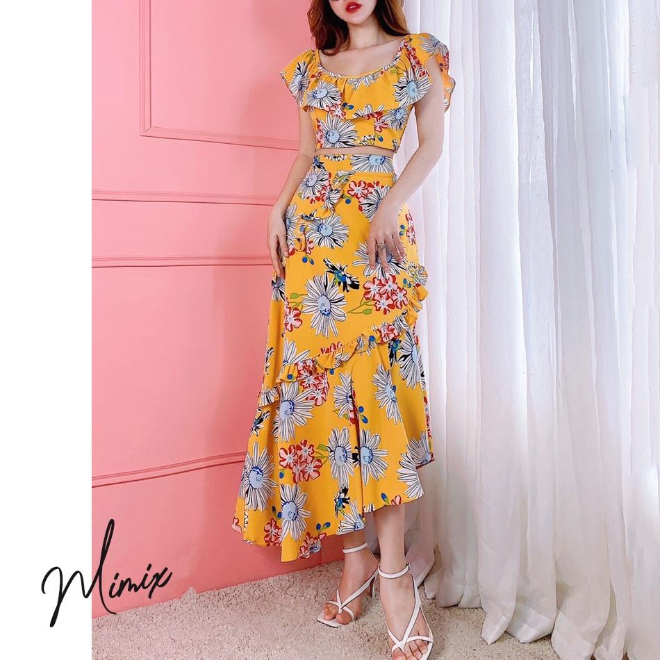 Chân váy dáng xòe công sở thanh lịch
