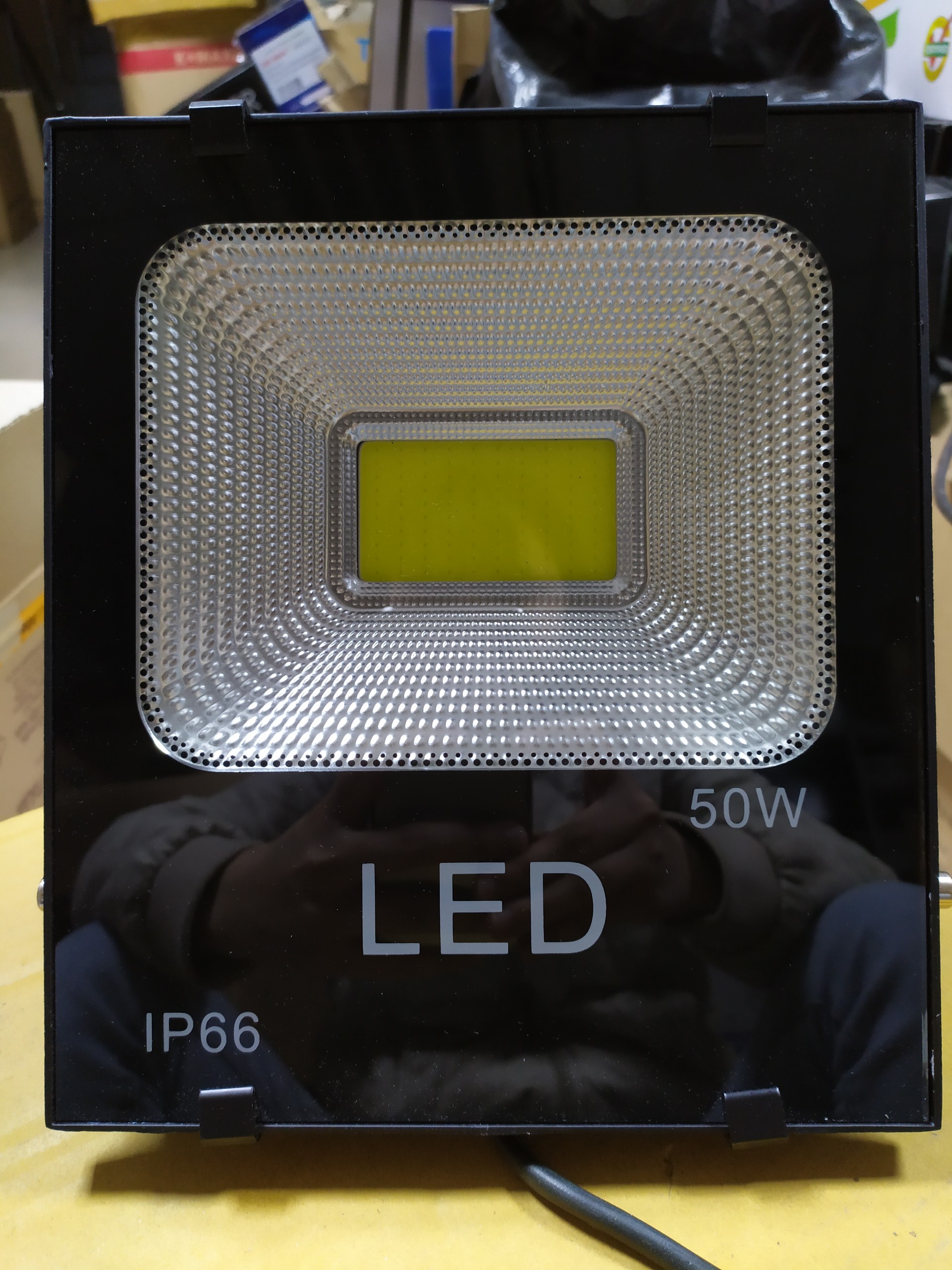 Đèn pha LED 50W ánh sáng trắng chip COB