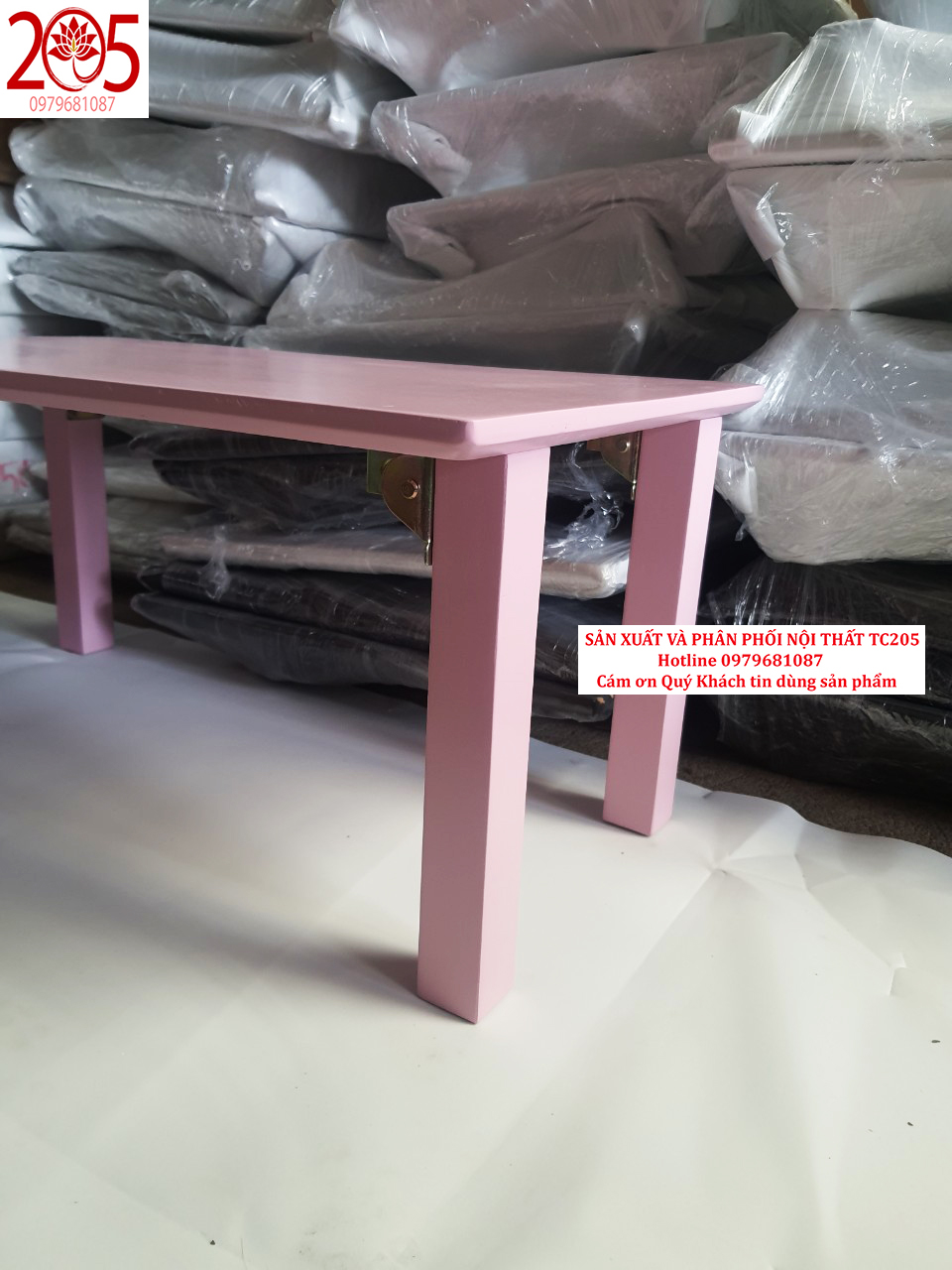 BÀN XẾP CHÂN VUÔNG GỖ CAO SU 70x40x30cm MÀU HỒNG - 205TC Folding wooden table
