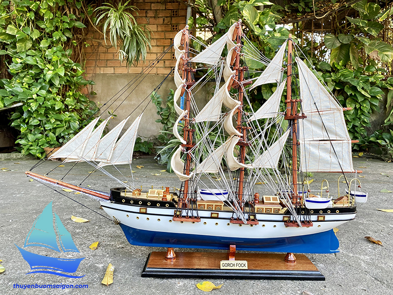Mô hình thuyền buồm Gorch Fock dài 77cm, thuyền gỗ trang trí, quà tặng cao cấp cho khách hàng đối tác