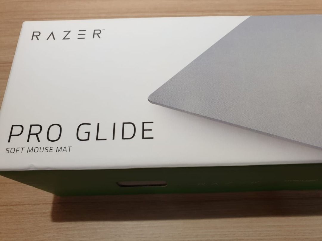 Tấm lót chuột Razer Pro Glide-Soft Mat_Mới, hàng chính hãng