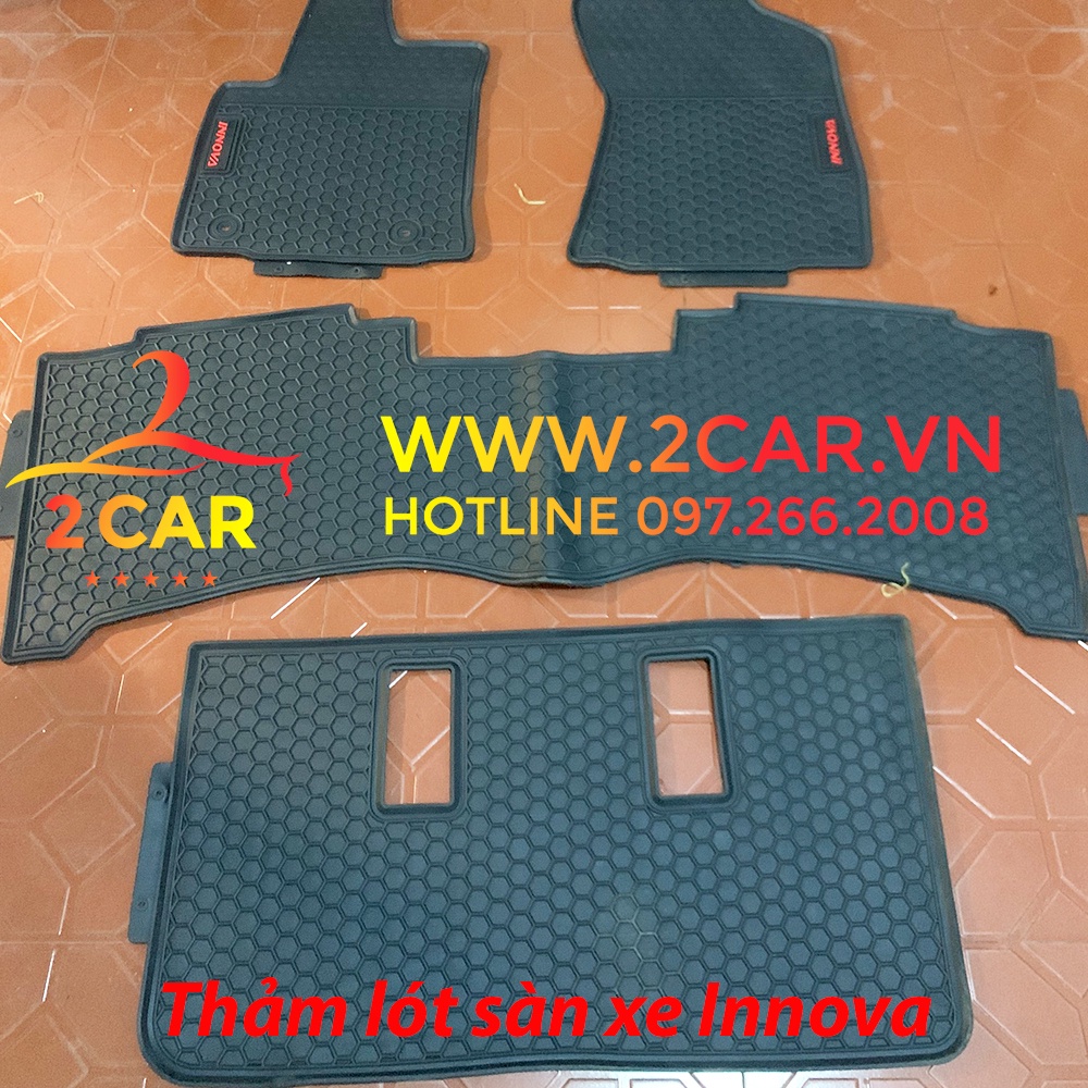 Thảm lót sàn xe Toyota Innova 2016 - 2022 cao su đúc dày theo xe
