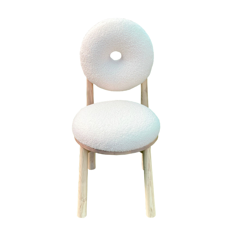 Ghế ngồi trang điểm dễ thương dành cho nữ DONUT-F Nội thất Capta Ghế gỗ ash nệm vải lông cừu màu trắng kem sang trọng hiện đại tại HCM