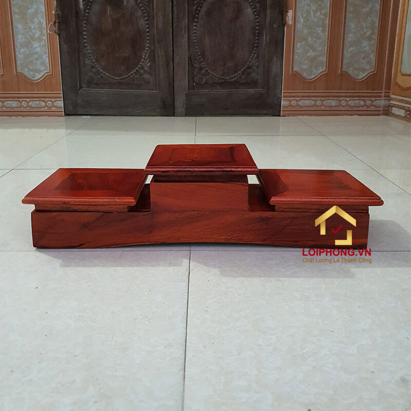 Tam cấp để bát hương bằng gỗ hương mặt vuông đẹp bền và chắc chắn