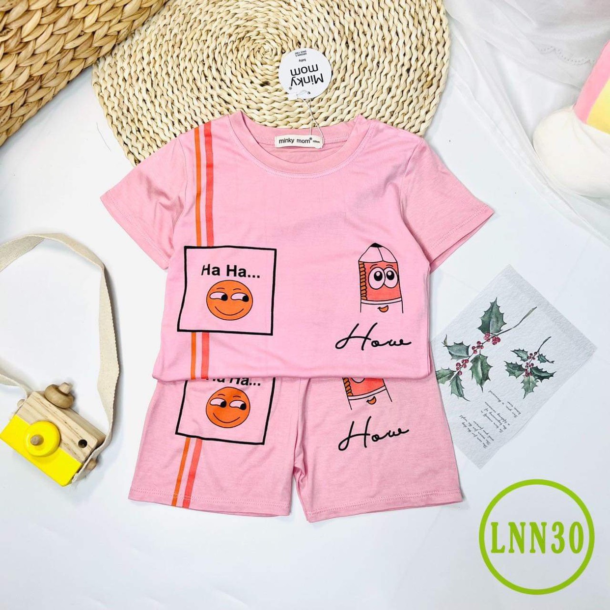 Bộ Cộc Tay THUN LẠNH MINKY MOM In Hình Toàn Thân Dễ Thương Cho Bé 20kg - 28kg