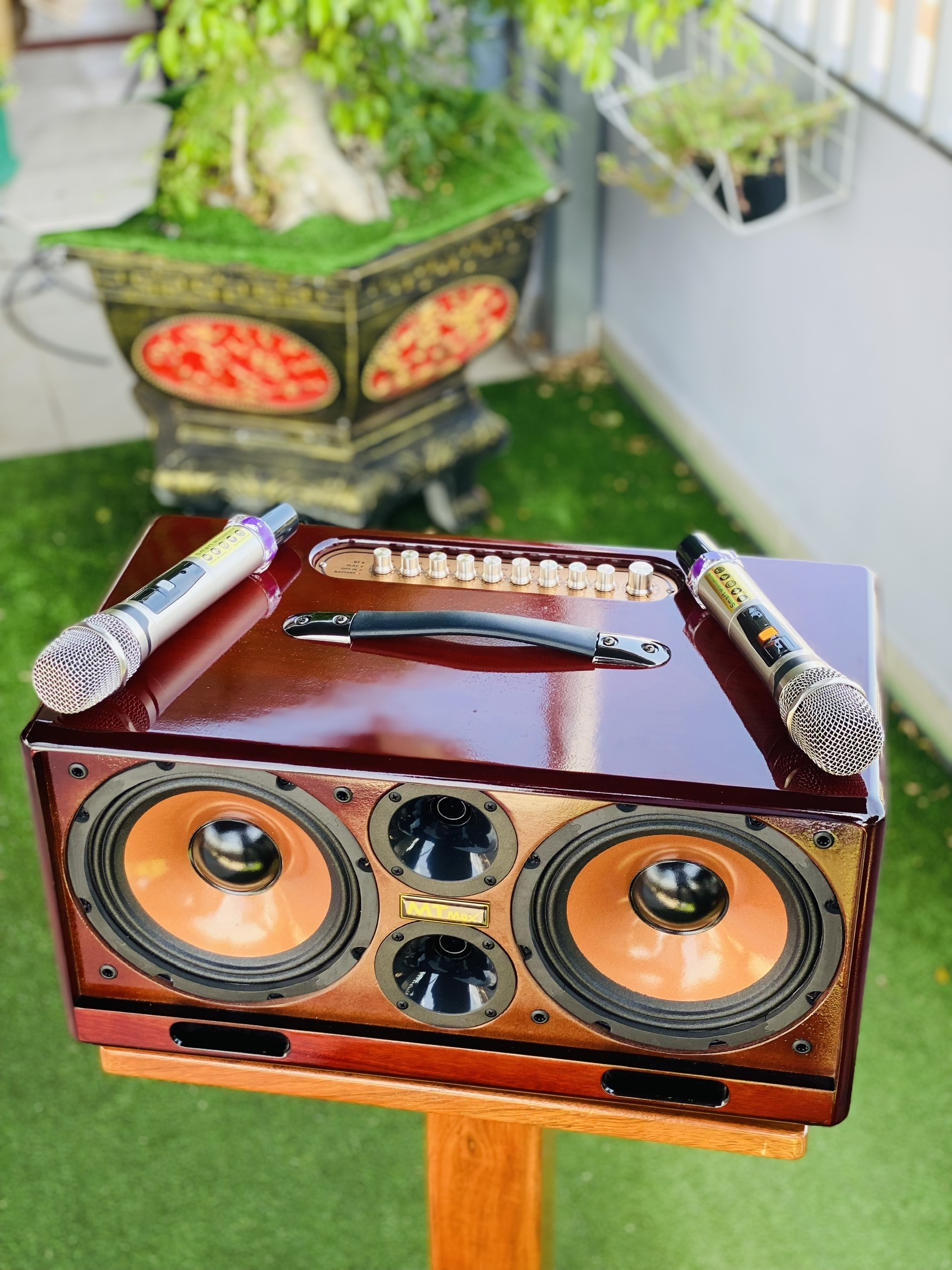 [ Tặng Kèm Micro Và Phụ Kiện ] Loa Di Động Thùng Gỗ Sang Trọng Cao Cấp MTMAX DK06, Trang Bị 2 Bass 20 Và 2 Treble Cho Công Công Suất Mạnh Mẽ, Đầy Đủ Kết Nối Bluetooth, HDMI, Optical, Cổng Guitar, Cổng Micro, TF Bảo Hành 12 Tháng, Hàng Chính Hãng