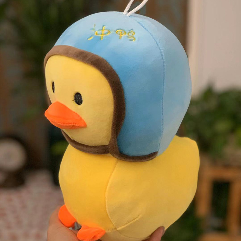 Gấu Bông Vịt Đội Nón Bảo Hiểm Dễ Thương Siêu Cưng (25cm---&gt;40cm) Vải Miniso Mềm Mịn Êm Ái Hàng Cao Cấp, An Toàn Cho Trẻ Nhỏ
