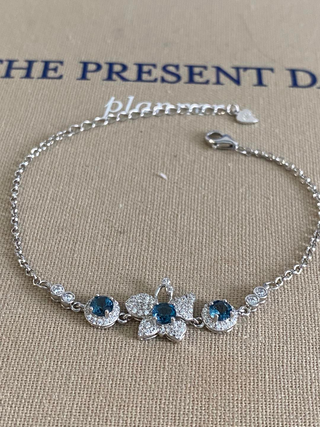 Lắc Tay Đính Đá Topaz London thiên nhiên - MOON Jewelry