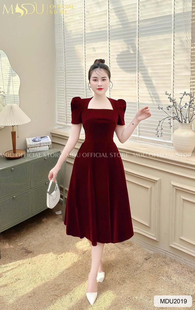 Đầm chất nhung dáng xòe cổ vuông MDU2019