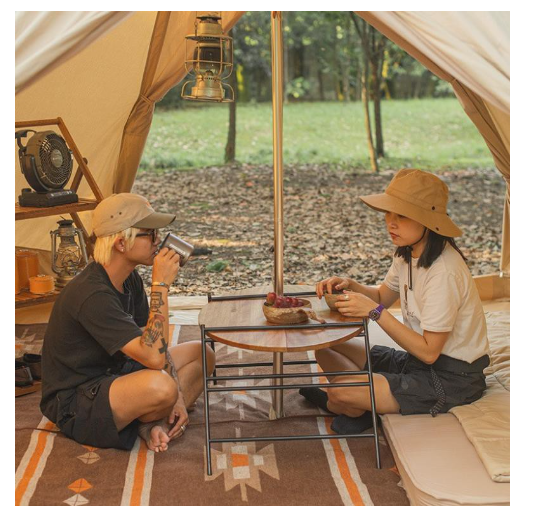 Bàn gỗ bầu dục gấp gọn Glamping NatureHike NH20JJ018