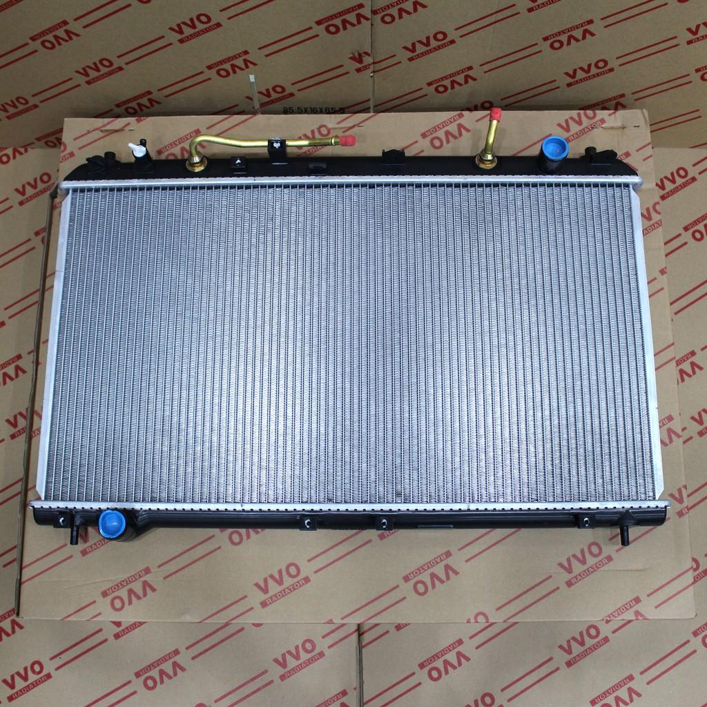 Két nước Toyota Camry 3.0, 1997-2001, số tự động