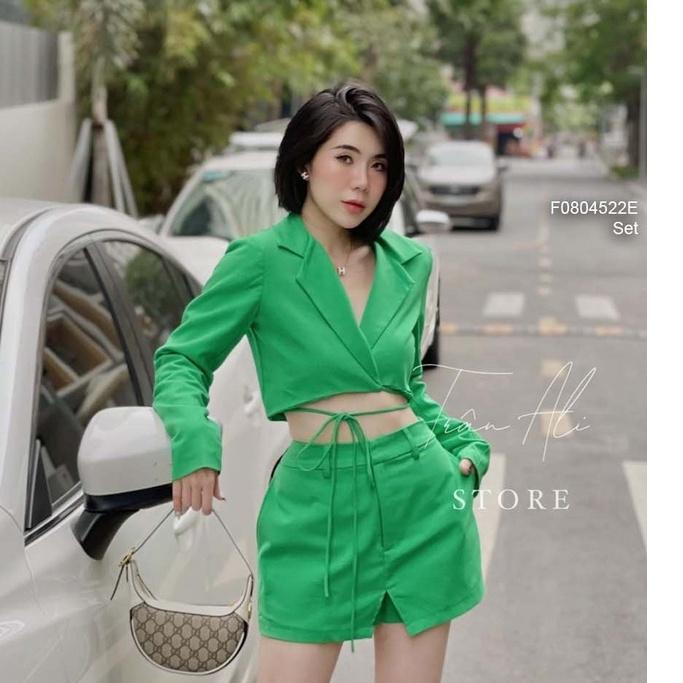 Set áo vest croptop tay dài phối quần giả váy