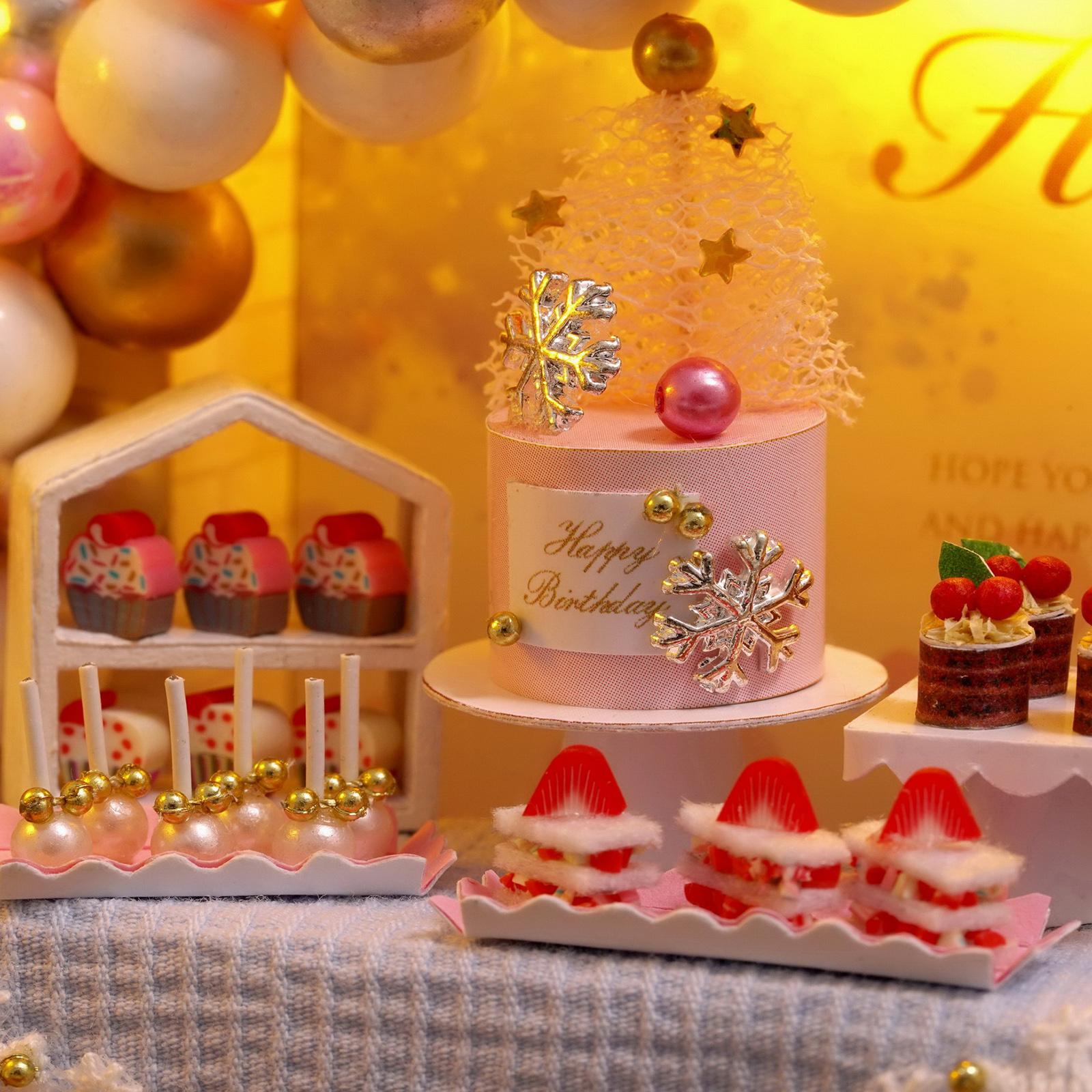 Dolls House & Dust Proof & LED Light Creative Room Toys for Little Children Gift