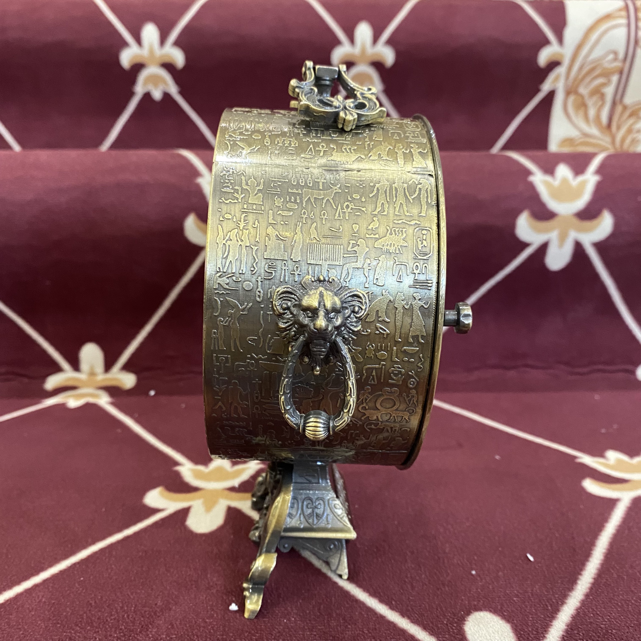 Đồng hồ để bàn phong cách tân cổ điển sang trọng DH73